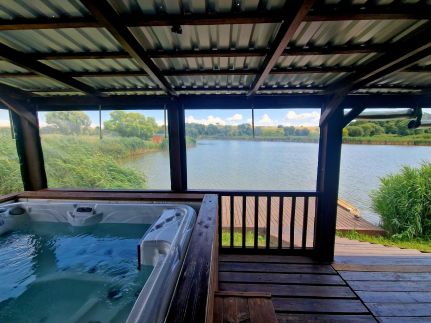 Vízivilág Vendégház és Halastó34