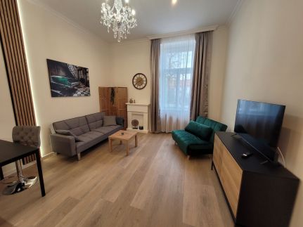Deco Studio City Residence Apartman