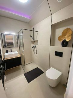 LaMIra Apartment1