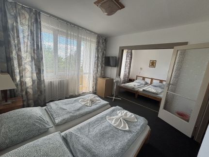 Aranypart Hostel13
