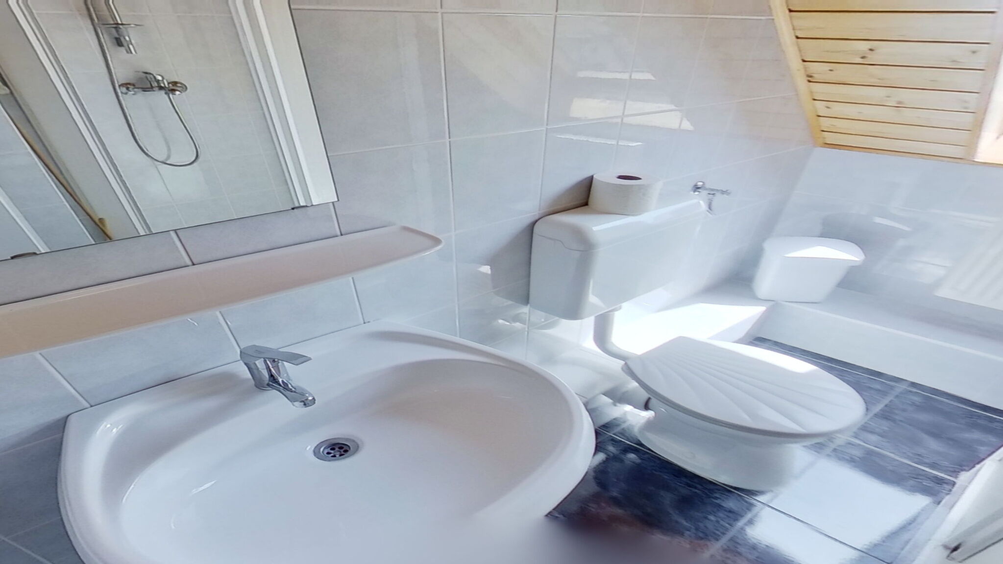 Piroska Apartmanház – Balatonakali fotó 5
