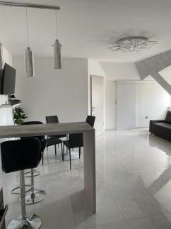 Torony Apartman1