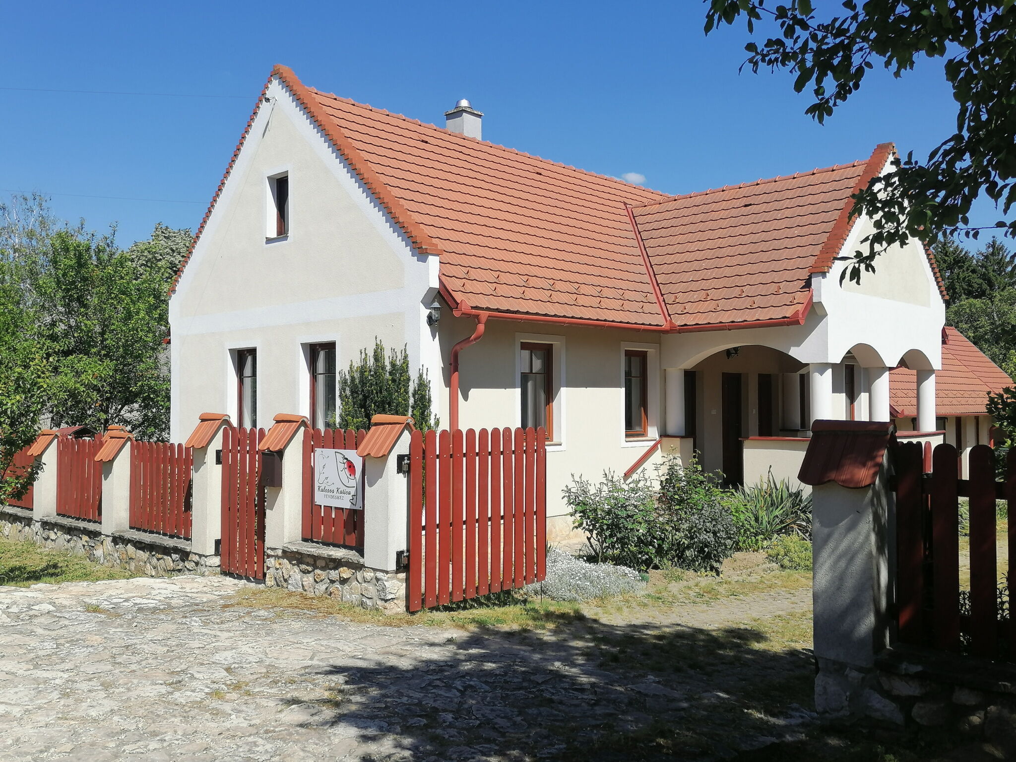 Kulcsos Katica Vendégház – Bakonyszentkirály fotó 1