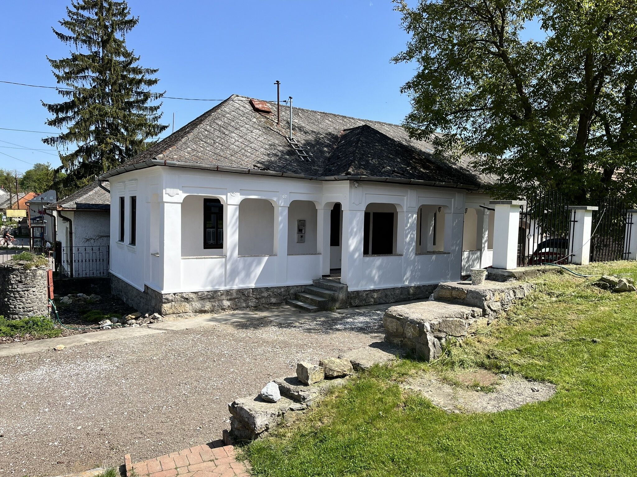 Udvar-ház – Nagyvisnyó fotó 1