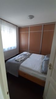 Mary Apartman13