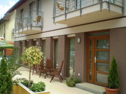 Mary Apartman