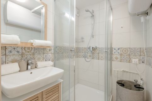 Cadett 504 Apartman Siófok by BLTN13