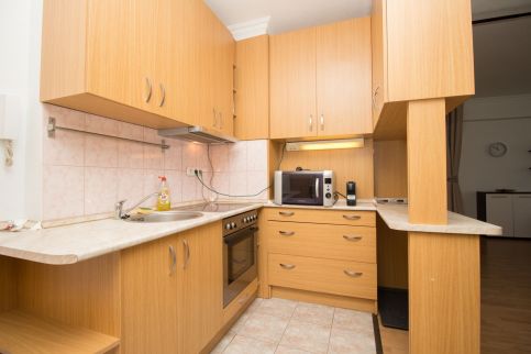 989 - Zamárdiban közvetlen vízparti apartman kiadó21