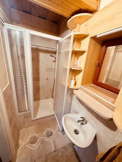 Desiparti Apartman 28