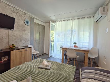 Milánó Apartman42