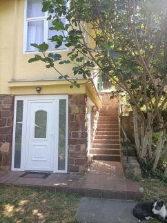 Éva Apartman10