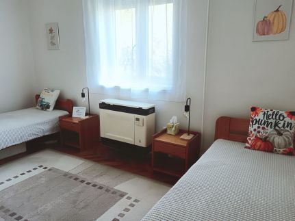 Tulipán Apartman23
