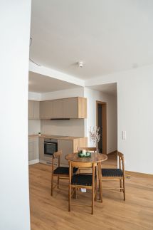 Diamond Luxury Apartments34