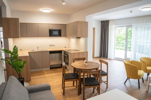Diamond Luxury Apartments35