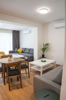 Diamond Luxury Apartments44