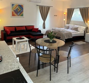 Leander Apartman42