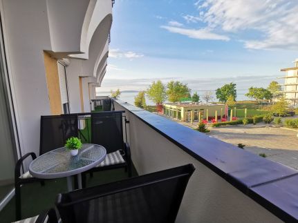 Silver Apartman - Cirkáló