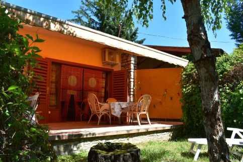 Cozy Cottage Holiday Home1