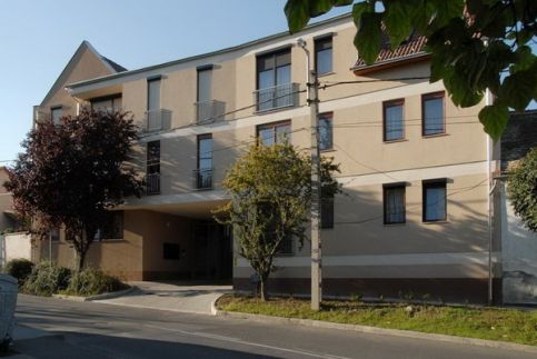 Belvárosi Mérey Luxus Apartman Szekszárd13