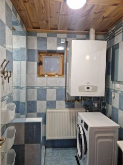 Bagolyvár Vendégház24