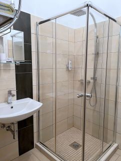 Petilak Apartman8