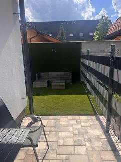 Bujdosó House Apartmanház12