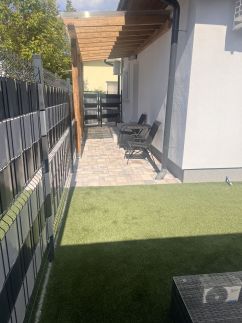 Bujdosó House Apartmanház14