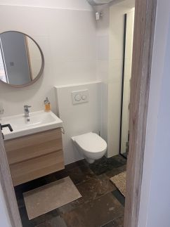 Bujdosó House Apartmanház29