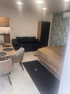 Bujdosó House Apartmanház46