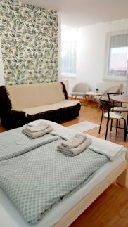 Daisy Apartman12