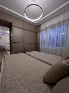 Lily Lux Apartment5