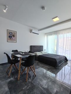 Lakeview Apartman 27