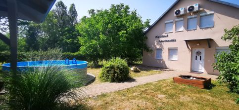 Rigófészek Apartmanház17