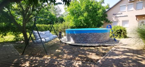 Rigófészek Apartmanház19