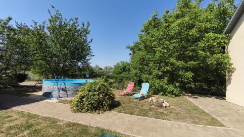 Rigófészek Apartmanház55