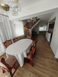 Manna Apartmanház25