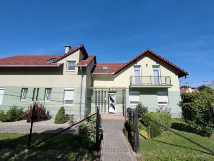 Ciklamen Apartman