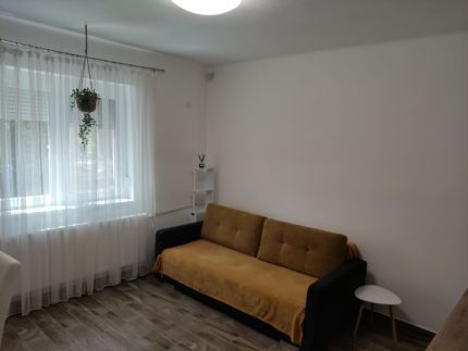 Zola Apartman