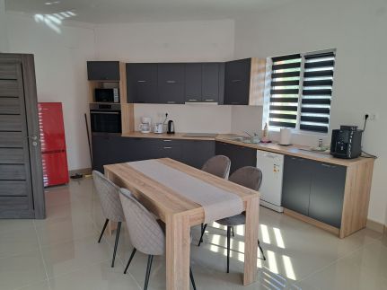 Fain Apartman8