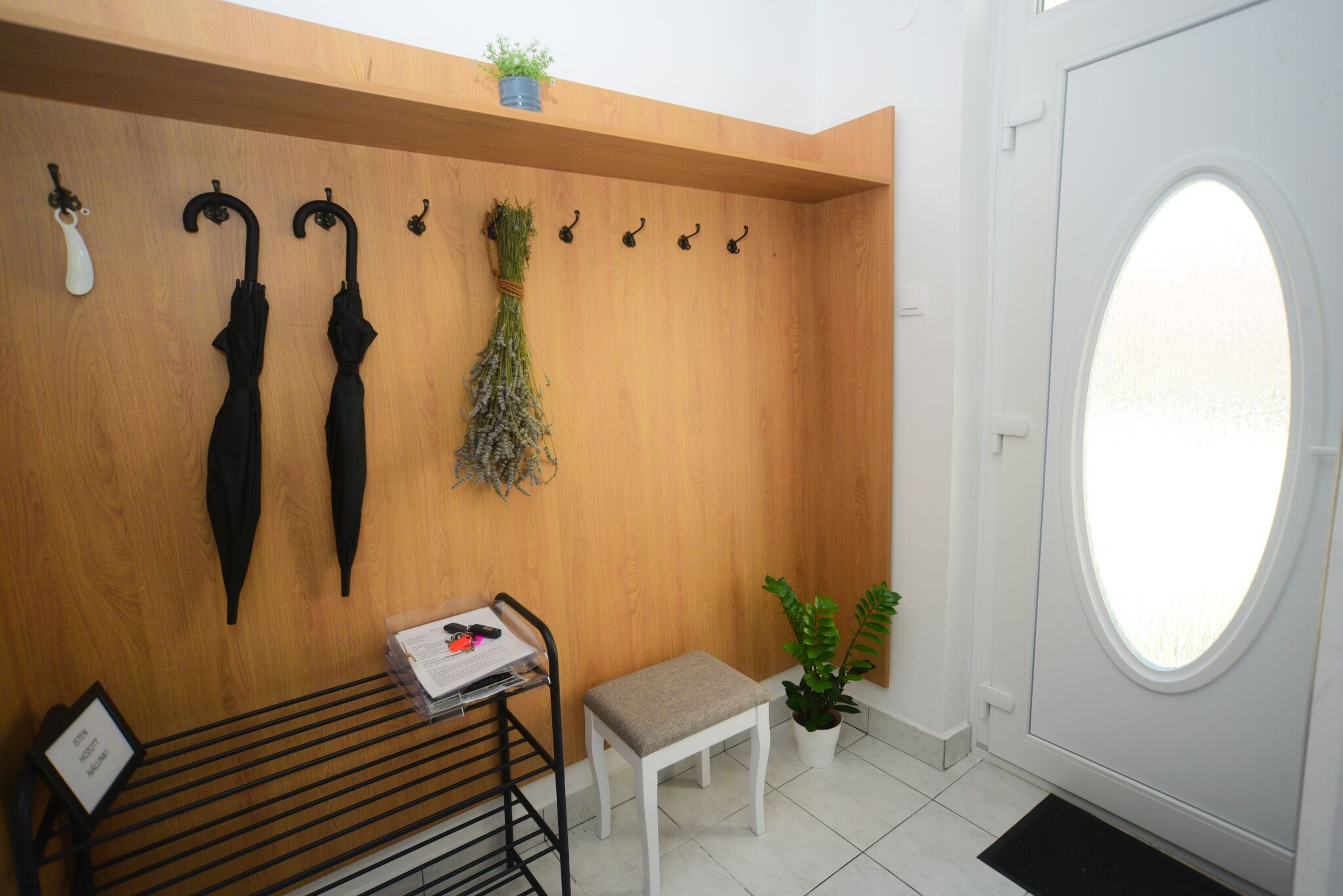 Vadrózsa Apartman – Sümeg fotó 9