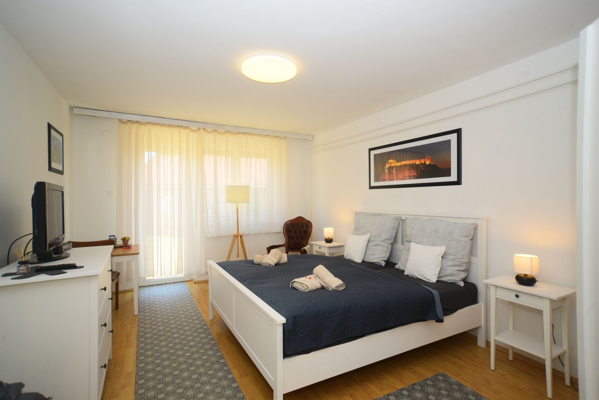 Vadrózsa Apartman – Sümeg fotó 10