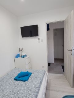 Blue Apartman8