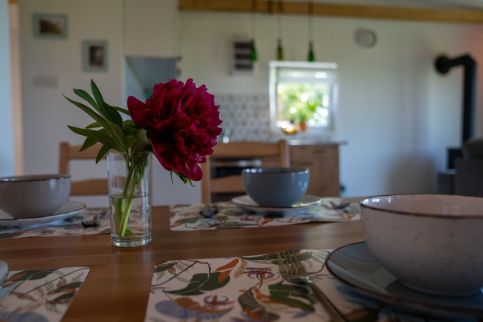 Házikó a Domboldalon16