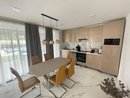 Almadi Luxus Apartman 31