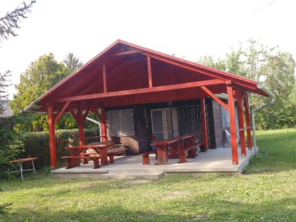 Siófok 3 Szobás Faház Nyaraló4