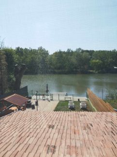 Holiday Vendégház21