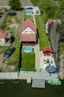 Holiday Vendégház18