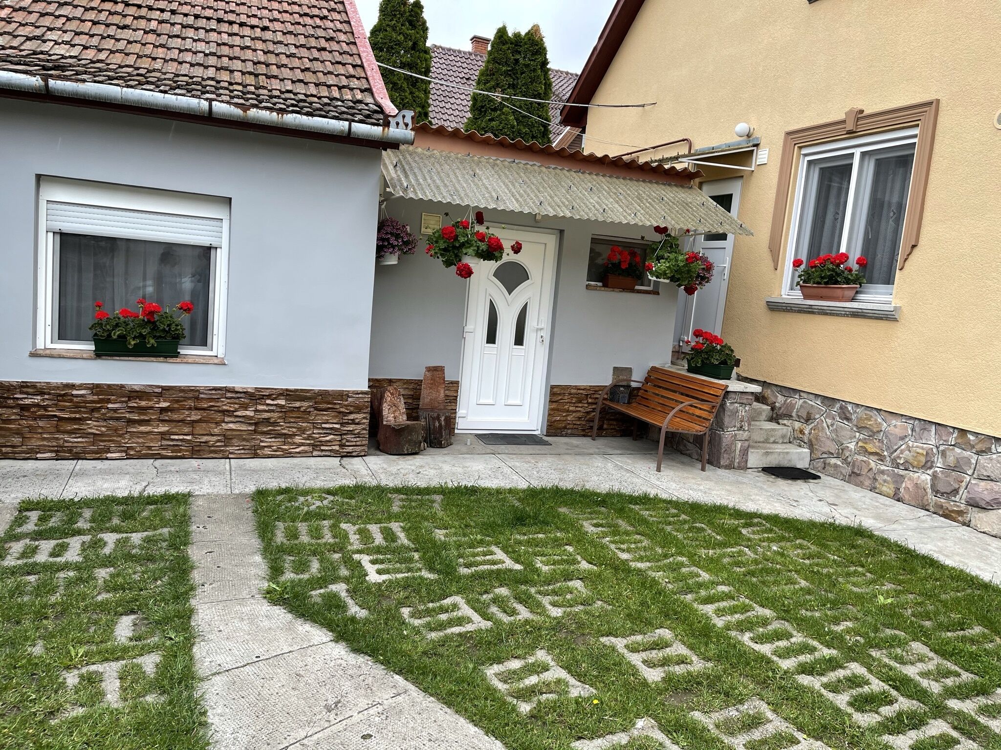 Kata Vendégszállás – Jászberény fotó 2