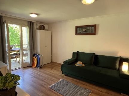 Rózsakő Apartman8