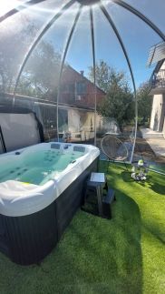 Családi Kikötő Apartmanház60